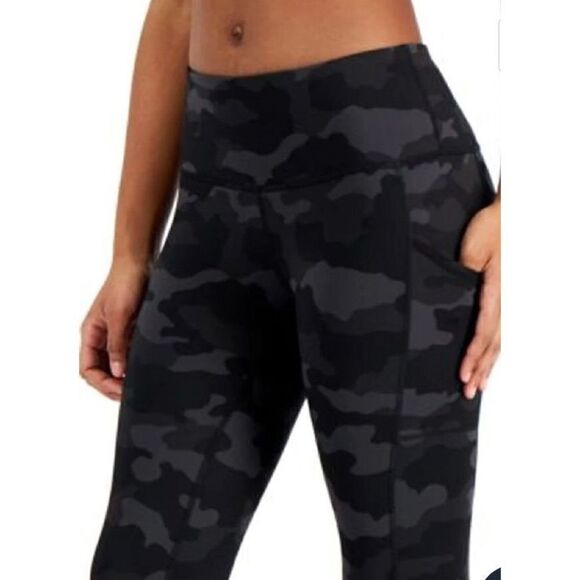 IDEOLOGY - L Sz XS Compression Active 7/8 Ankle Leggings in Camo Black. NWT! - Picture 2 of 14